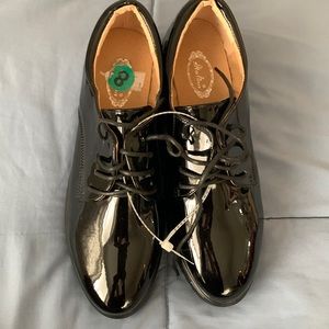 Shiny Black Shoes-New!